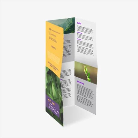 Gepersonaliseerde folder met zigzag- en kruisvouw voor promotie