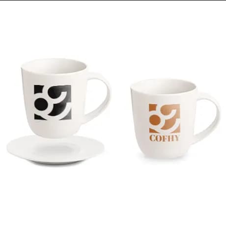 Kopjes met schoteltjes als serie