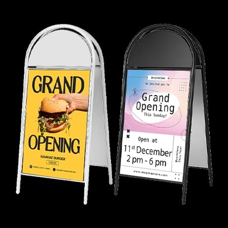 Stoepbord bedrukt met stalen buizen