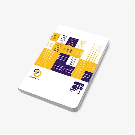 Gepersonaliseerd notitieboek met harde kaft en 
hoogwaardige offsetdruk, ideaal voor professioneel gebruik.